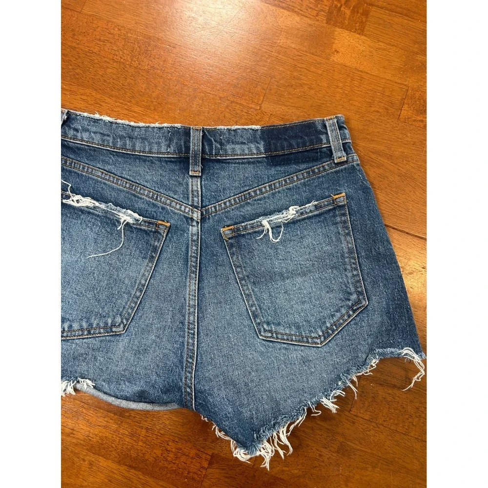 Abercrombie & Fitch The Mom Shorts Women 26/2 Blue High Rise Distressed Denim